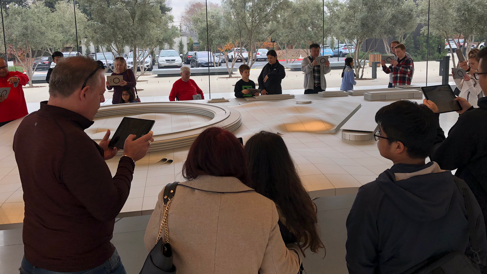 Sunnyside - Apple Park : Visitor Center AR 01